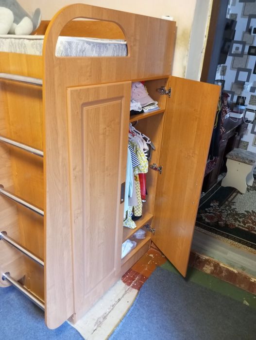 Детская двухъярусная кровать!