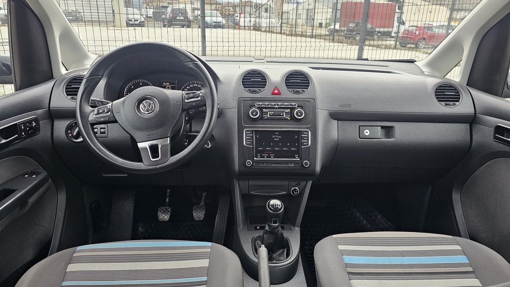 Vw caddy 2013 (4×4)motor 2000 diesel