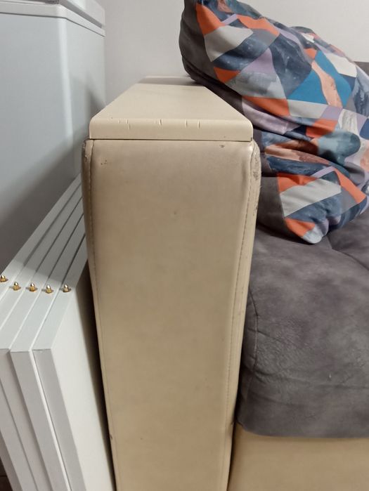 Продам диван в хорошем состоянии