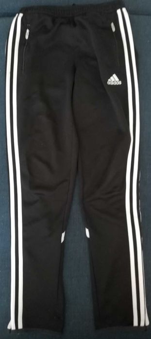 Долнище на Adidas за 12г.