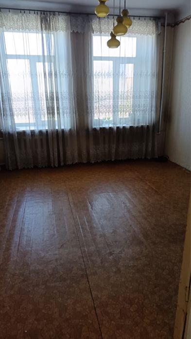 Продам 2-ух комнатную квартиру