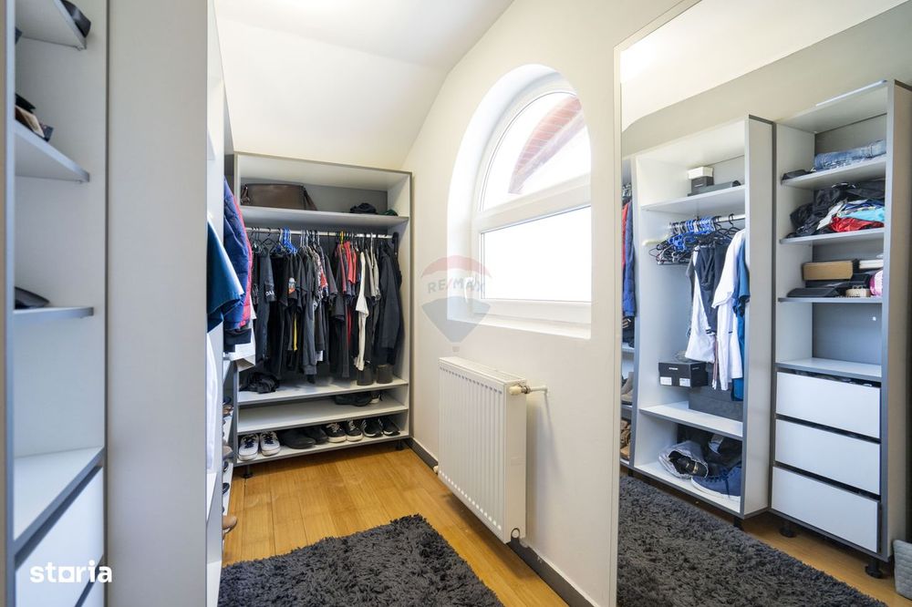 De vânzare casă cu 6 camere in Santandrei