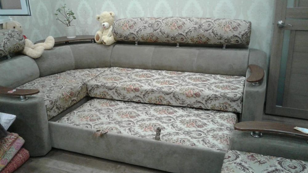 Диван для гостиной