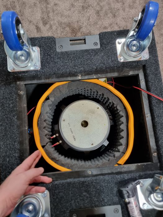 Topuri dynacord fx12 clone 1la1 cu originalul  realizate din stratific