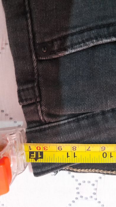 Детски дънки на Zara за 10г.