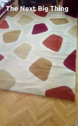 Килим с каменни мотиви