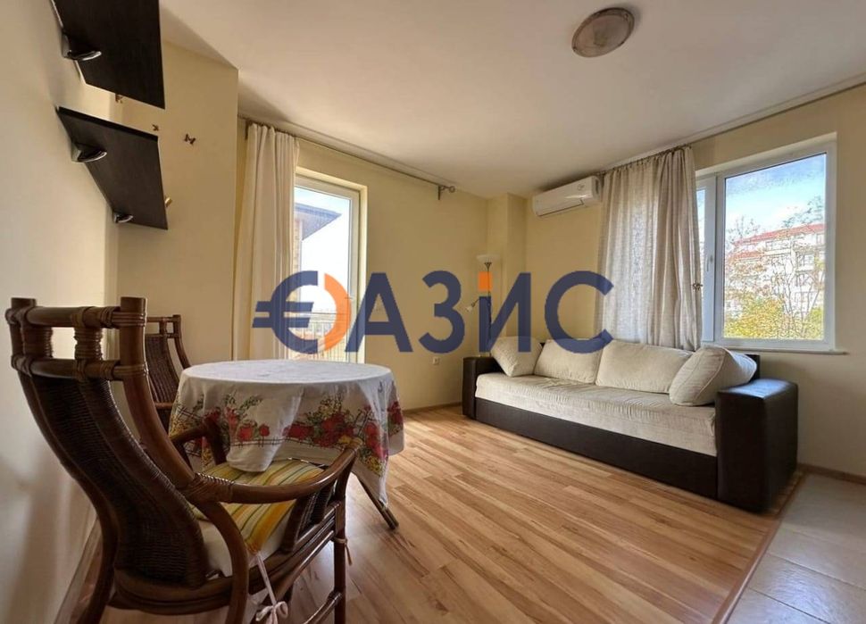Продава се Тристаен апартамент в Бяла - 88 кв.м за 528 €/кв.м - Снимка #2