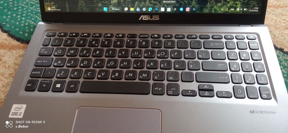 ASUS laptop i3 10110u