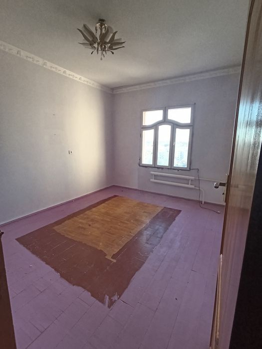 Продается 3 комнатная квартира