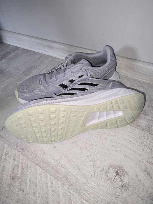 Дамски маратонки адидас