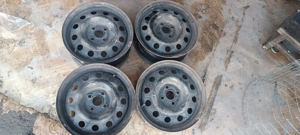 Продам комплект дисков R15 4*100