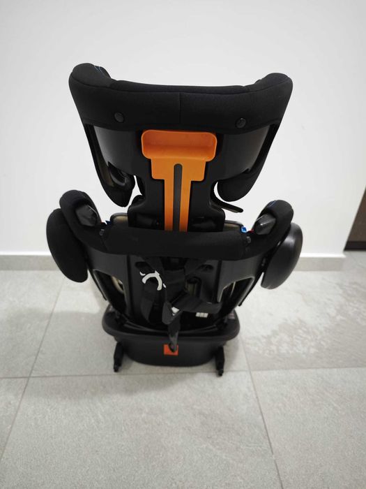 Scaun auto rotativ CHICCO unico GR.0+/1/2/3 (0 - 36 kg)
