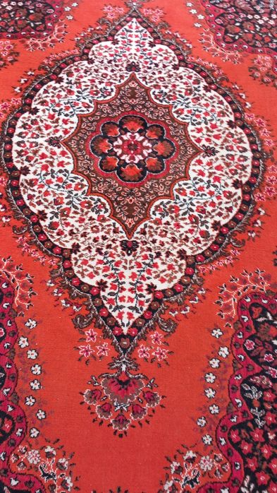 Covor persan folosit