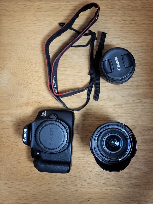 Kit Foto DSLR Canon EOS 1300D + Obiectiv Tamron 17-50mm f/2.8 + Obiectiv Kit 18-55mm + Accesorii