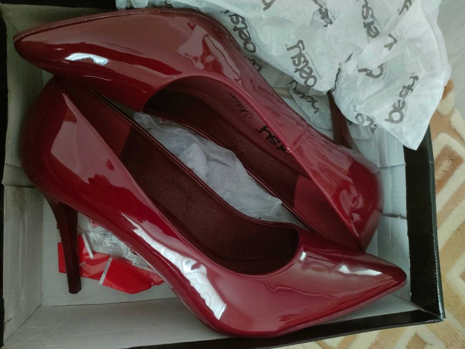 Туфли по 10 тыс тг