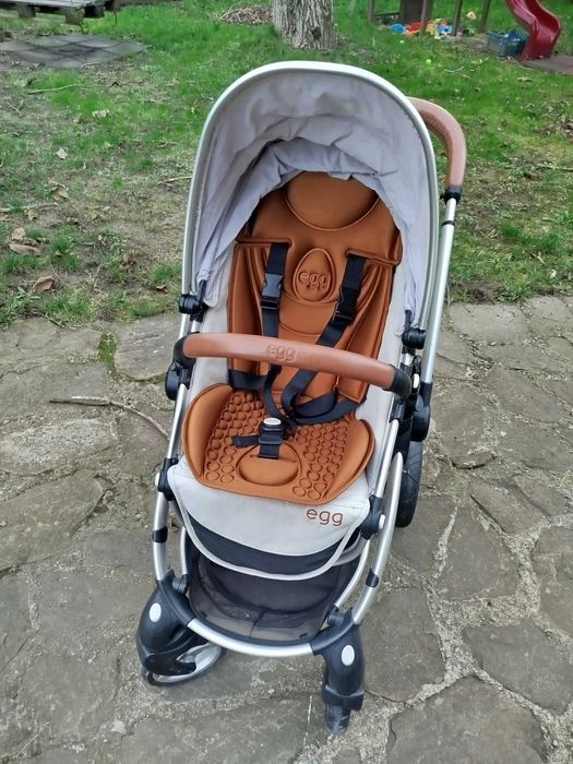 Бебешка количка EGG