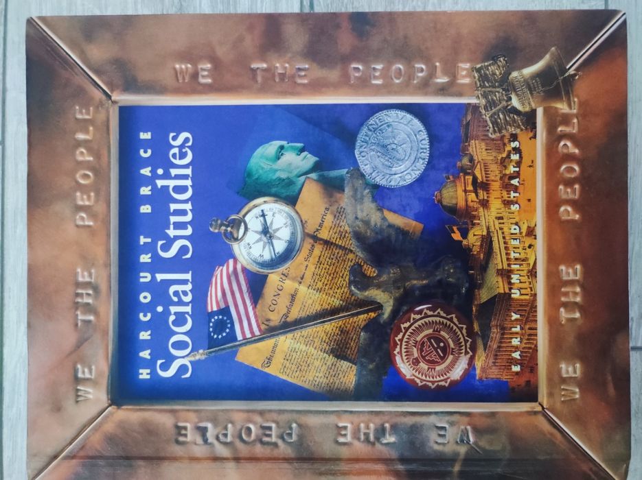 Продам книжку на английском языке