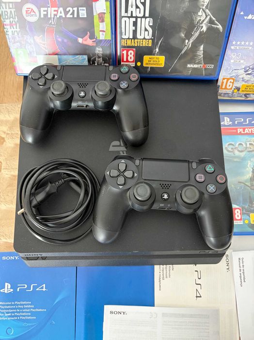 PS4 Slim 1TB + 2 controllere + jocuri incluse – stare foarte bună