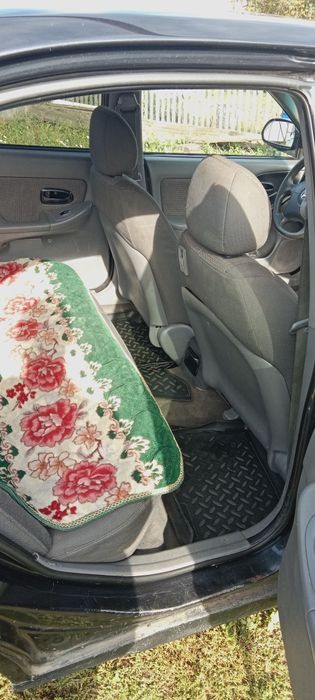 Продам машину Хюндай Елантра!!