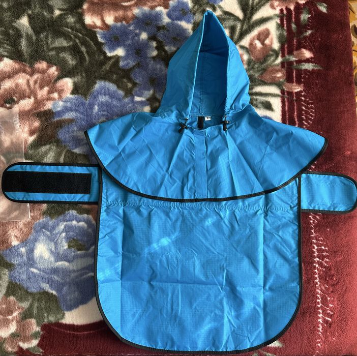 Продается новый дождевик для собаки