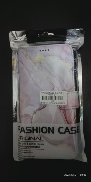 Продается чехол-книжка под мрамор для Xiaomi 12S Ultra