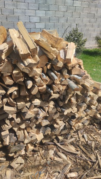 Дрова колотые высших сортов