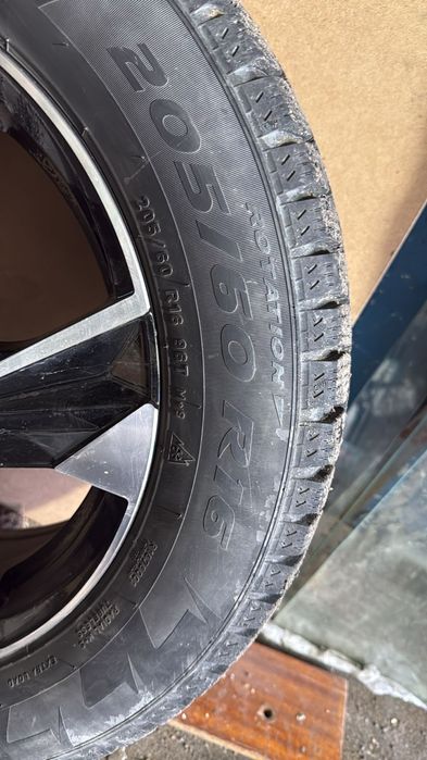 Продам комплект дисков +резина