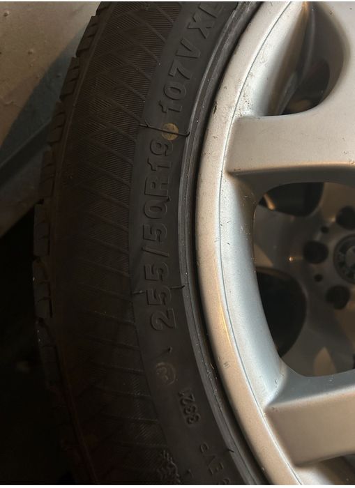 Гуми с джанти BMW 19  255/50/19
