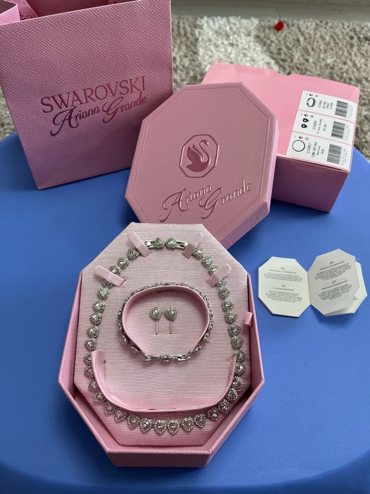 Set Swarovski x Ariana Grande