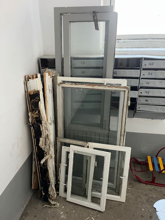 Деревянные окна и двери