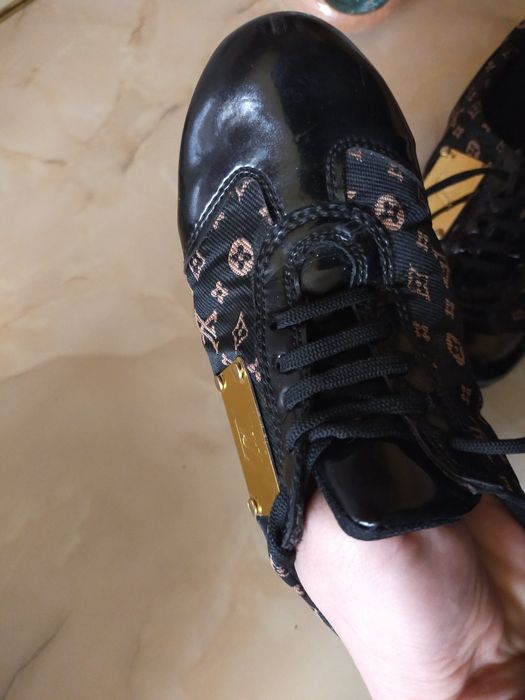 Pantofi dama negri de calitate