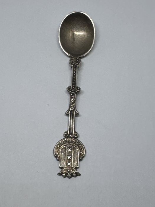 сребърна лъжичка amsterdam 6.67гр 900