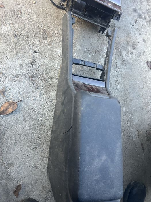 Подлокотник w210 мерседес