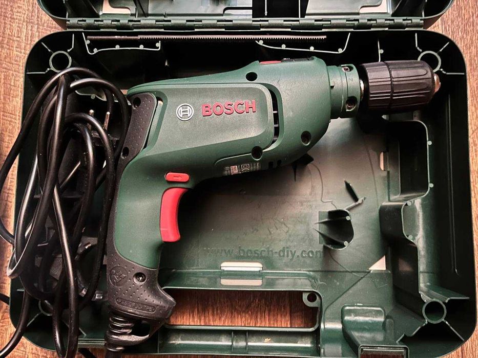 Ударная дрель Bosch EasyImpact 600