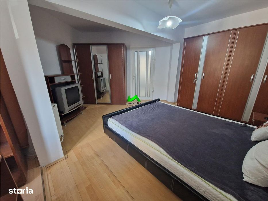 Apartament de vanzare 2 camere decomandate Sibiu Strand — fotografia 3