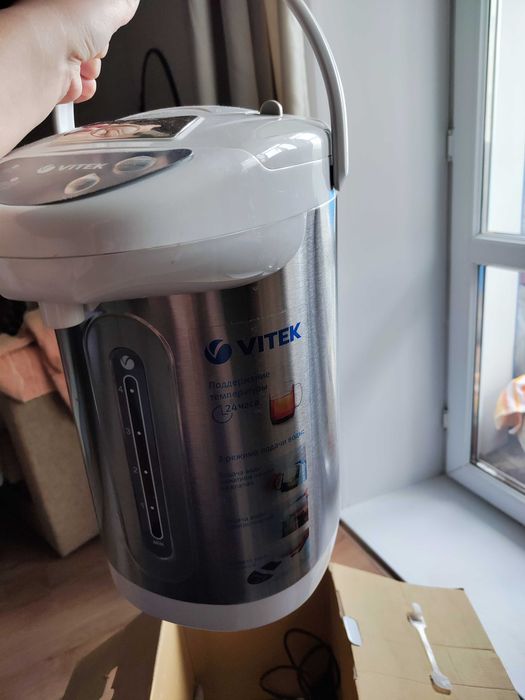 Термопот VITEK 4 литра