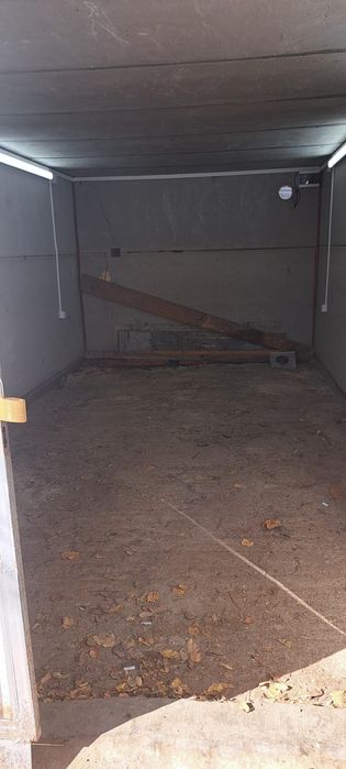 Дава се под наем Гараж / Паркомясто в Разград, Център - 17 кв.м за 76.5 € - Снимка #2