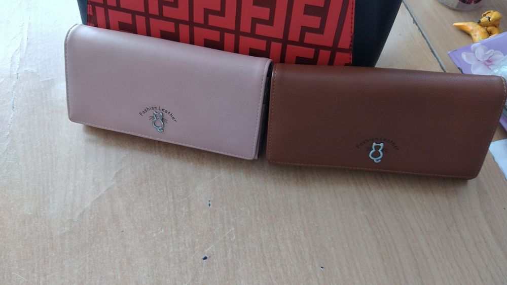 Продаю сумку и кошельки