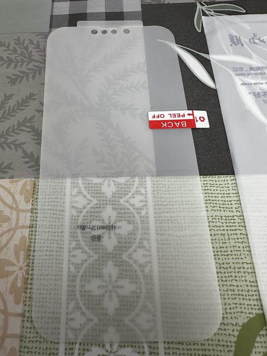 Folii iPhone 13 pro max transparenta privacy silicon