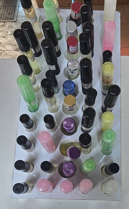 Одиколоны миски духи