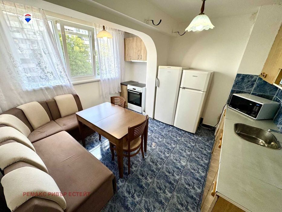 Продава се Двустаен апартамент в Русе, Чародейка - Север - 63 кв.м за 1308 €/кв.м - Снимка #12