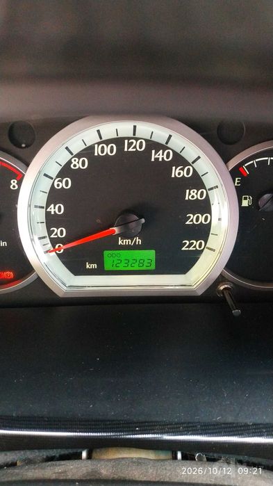 Продаю своё авто Chevrolet жентра 1-Евро