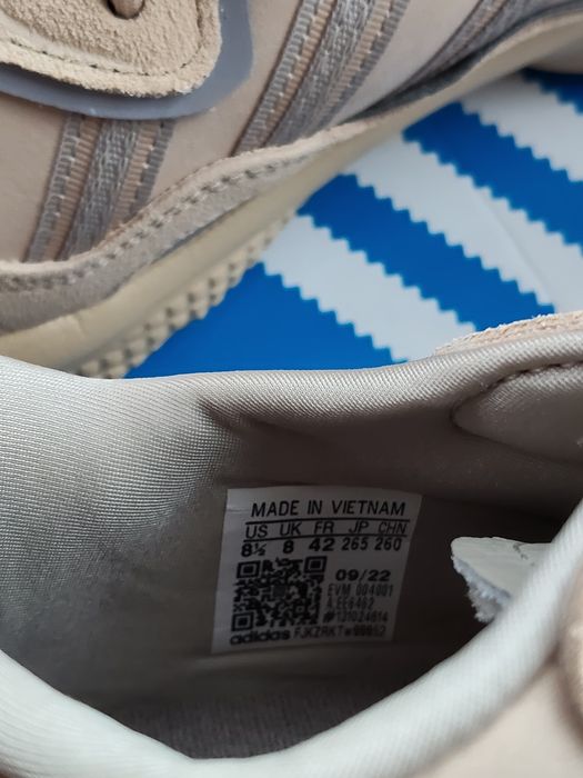 Adidas Originals Ozweego bej nisipiu mărimea 42 noi originali