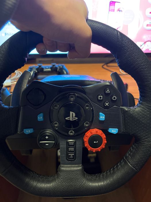 Волан Logitech 29,педали,скоростен лост