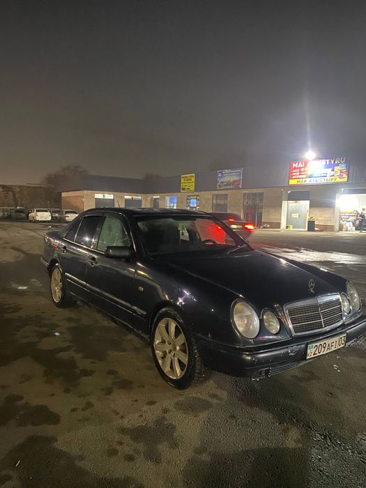 Мерседес 210 срочно