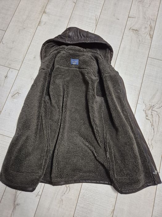 Geaca tip cojoc Zara