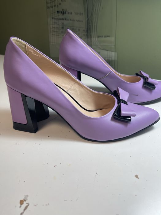 Pantofi de piele