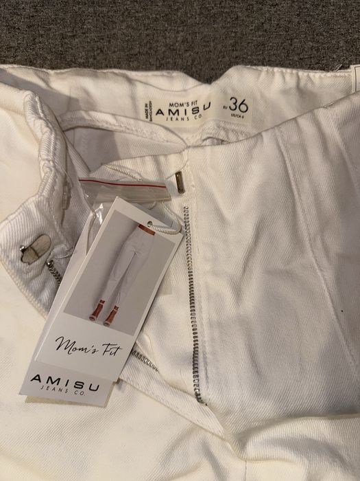 Белые джинсы Mom’s, новые