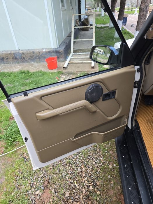 Land rover Discovery 1 в родной краске