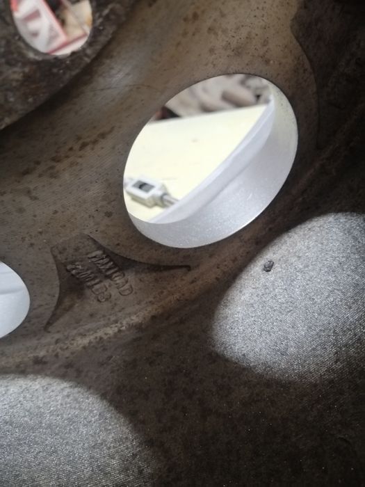 Диск литой 16разболтовка 5на150